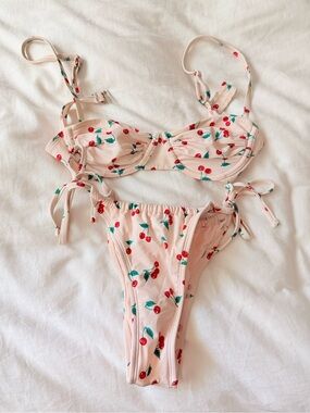 Cherry print bikini set